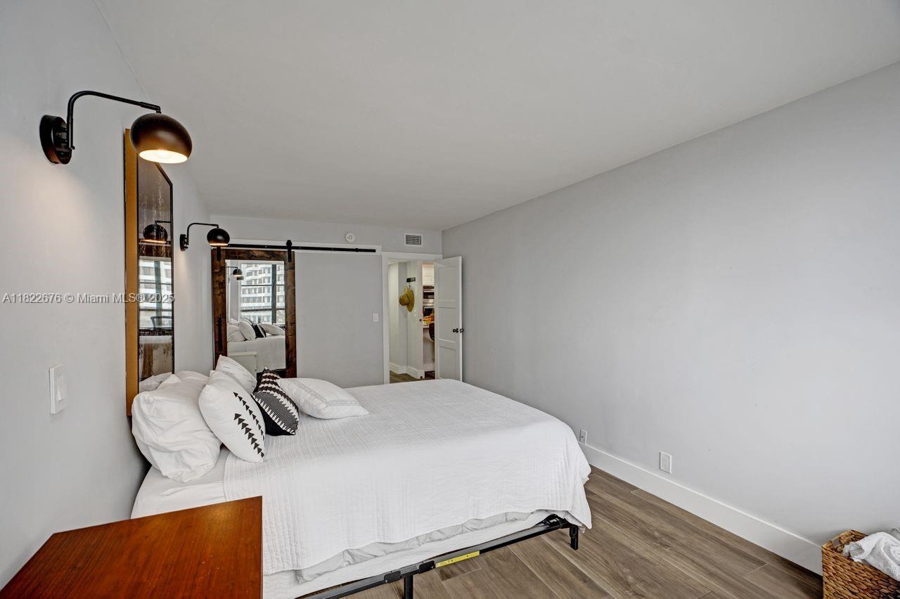 OLYMPUS CONDO PHASE - Residential