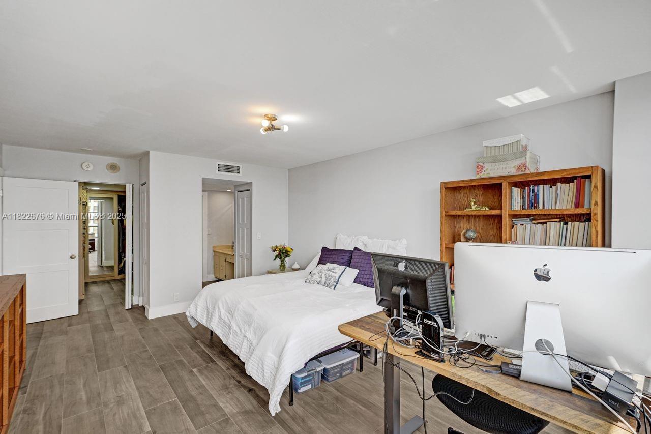 OLYMPUS CONDO PHASE - Residential