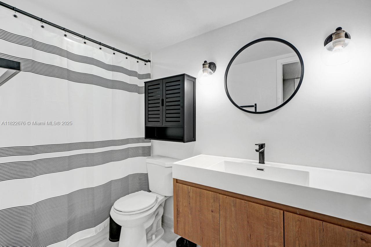 OLYMPUS CONDO PHASE - Residential