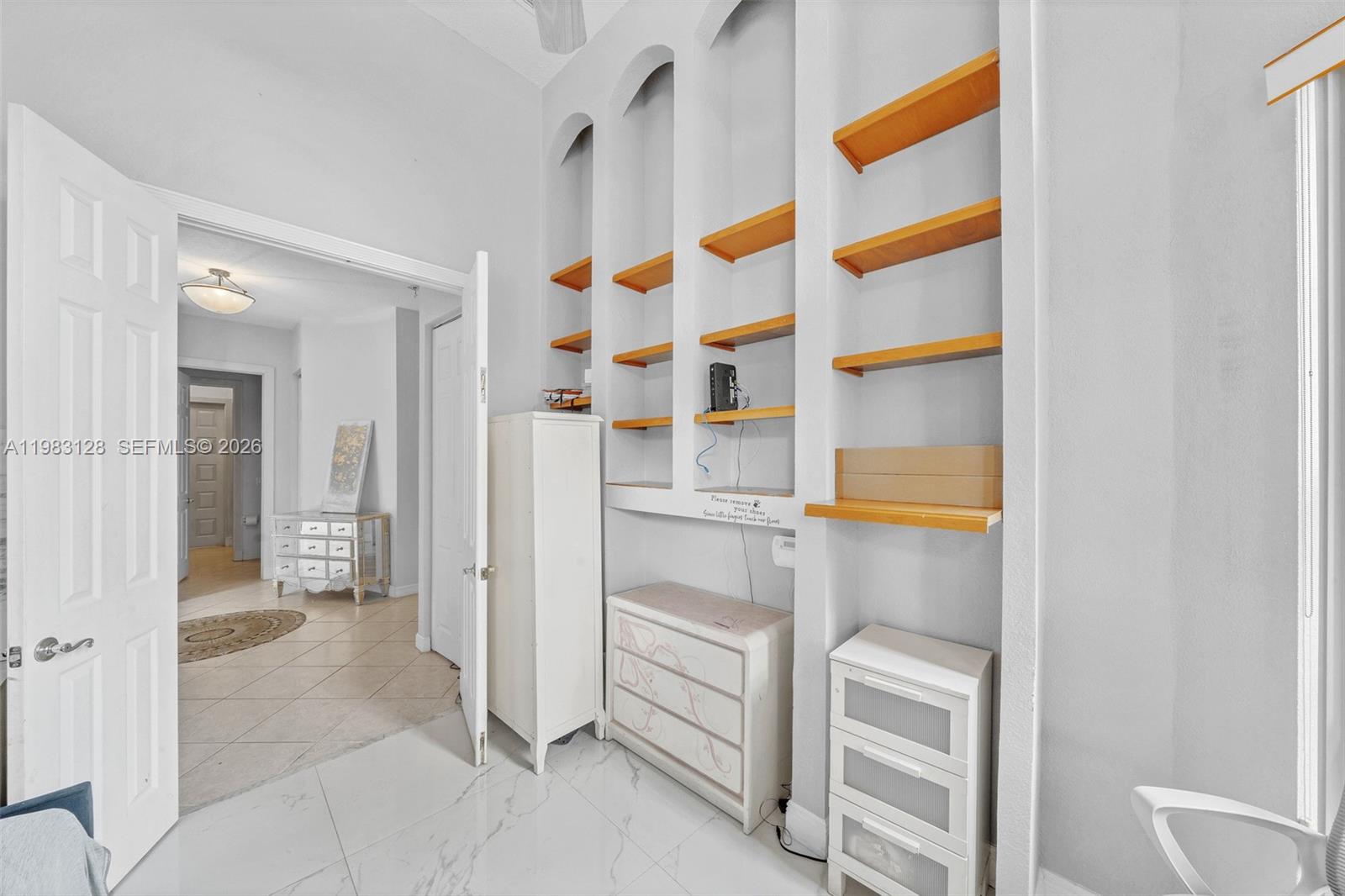 CORAL SPRINGS HILLS - Residential