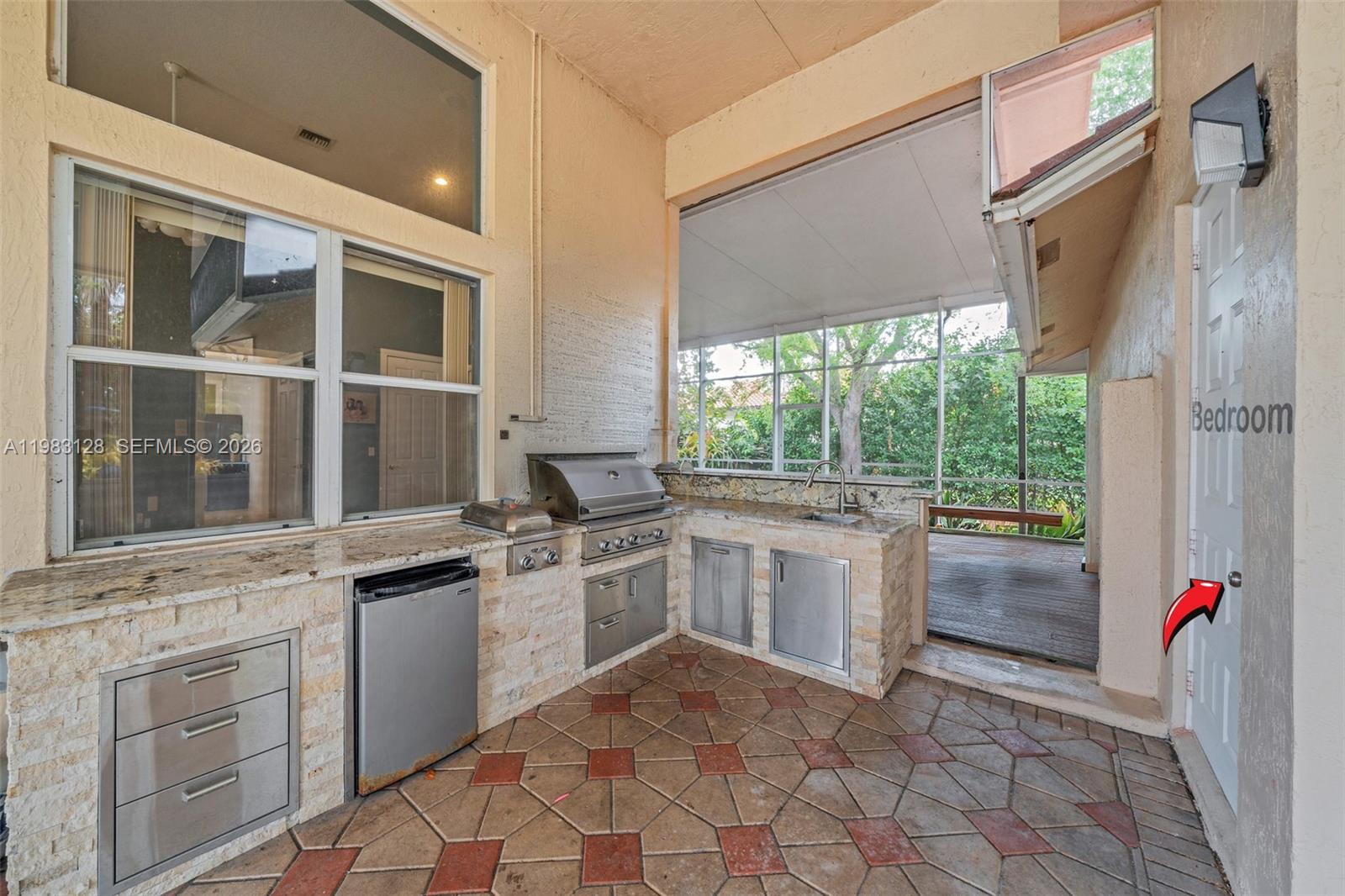 CORAL SPRINGS HILLS - Residential