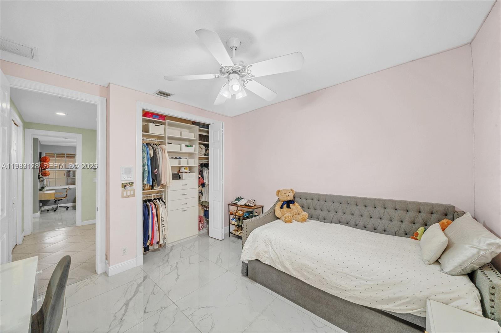 CORAL SPRINGS HILLS - Residential