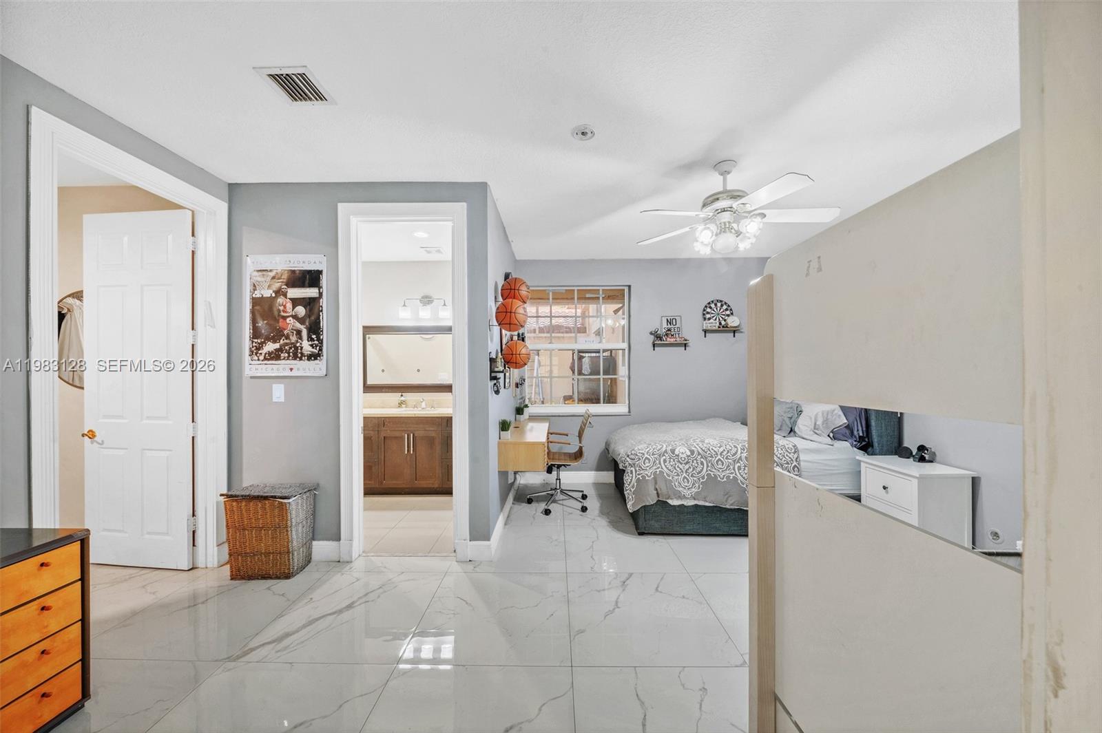 CORAL SPRINGS HILLS - Residential