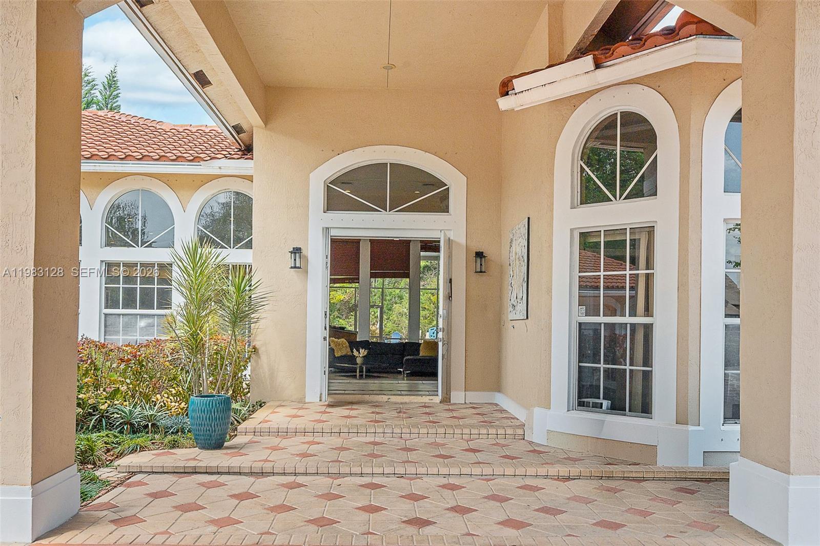 CORAL SPRINGS HILLS - Residential