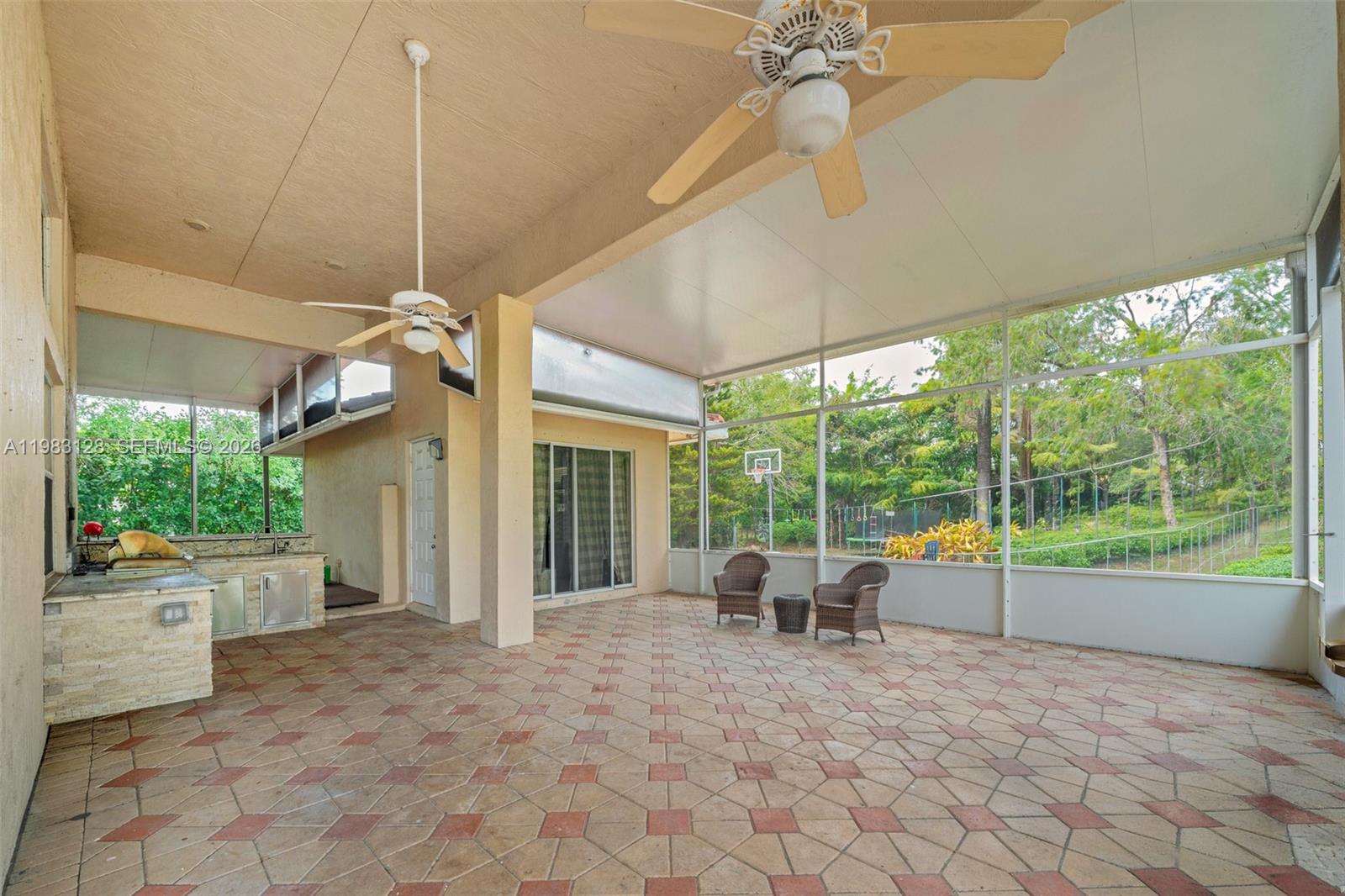 CORAL SPRINGS HILLS - Residential