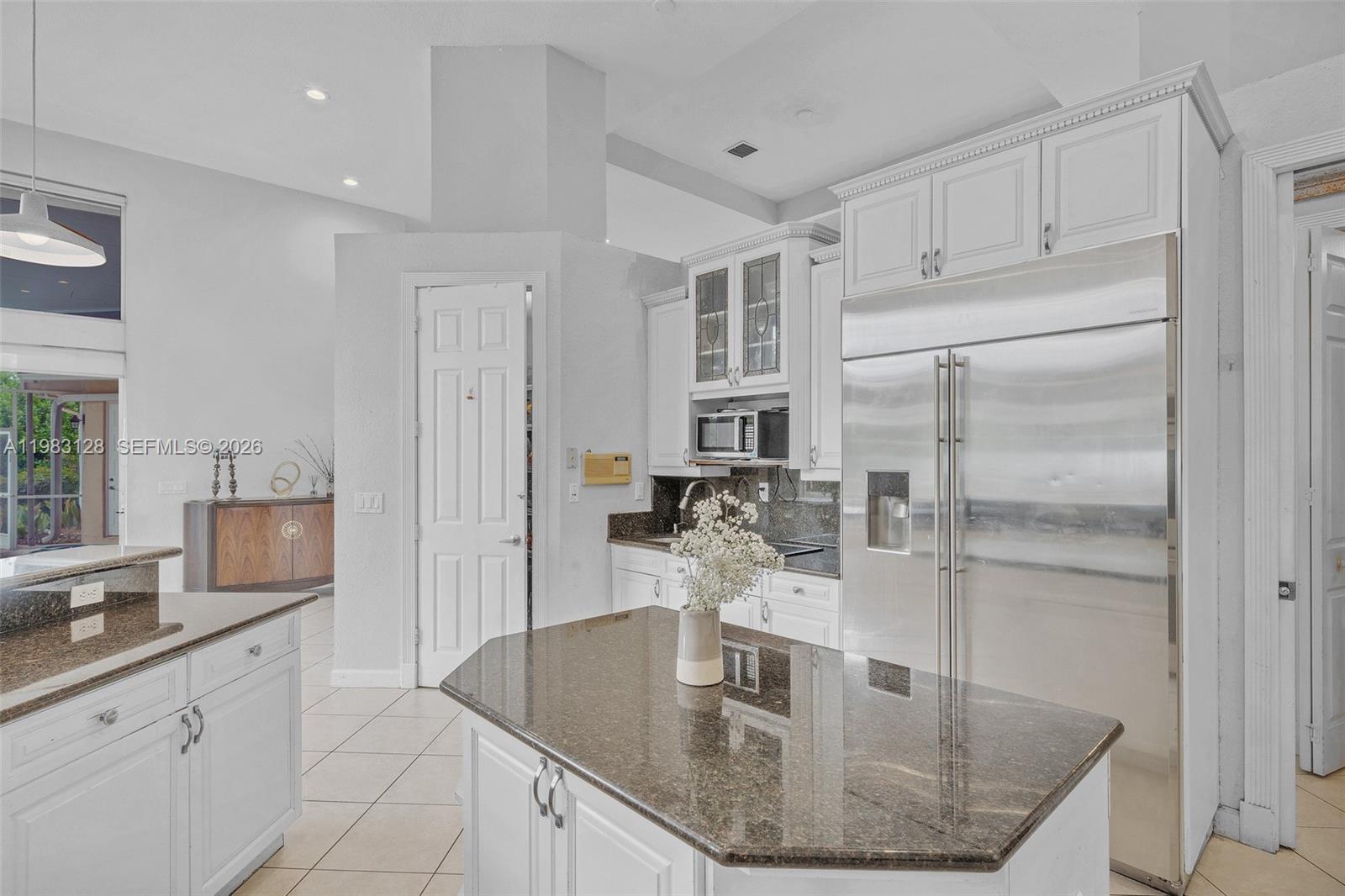 CORAL SPRINGS HILLS - Residential