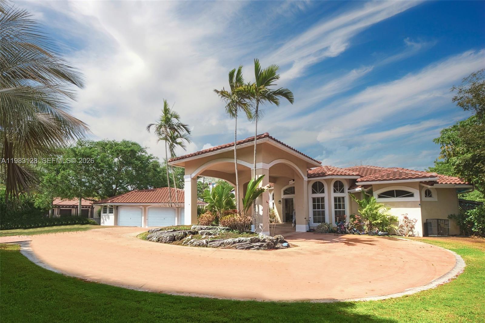 CORAL SPRINGS HILLS - Residential