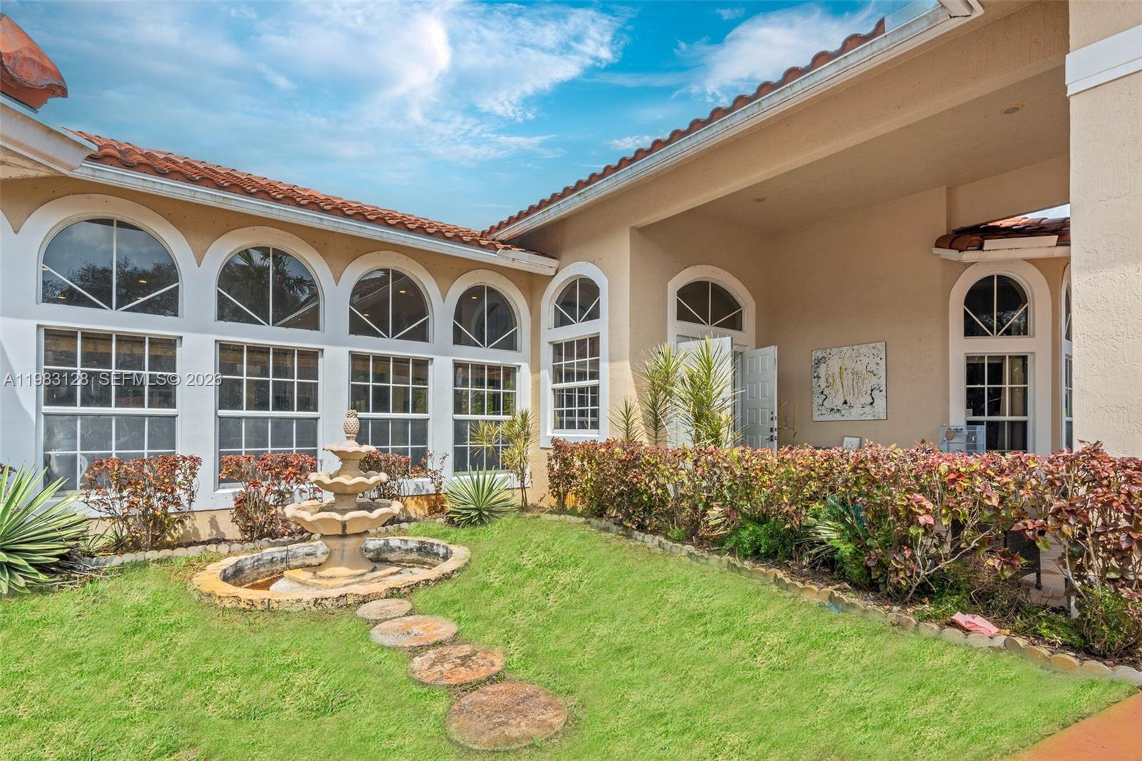 CORAL SPRINGS HILLS - Residential