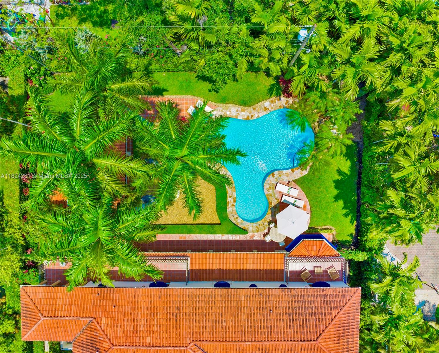 COCONUT GROVE SEC 1 CORAL - Residential