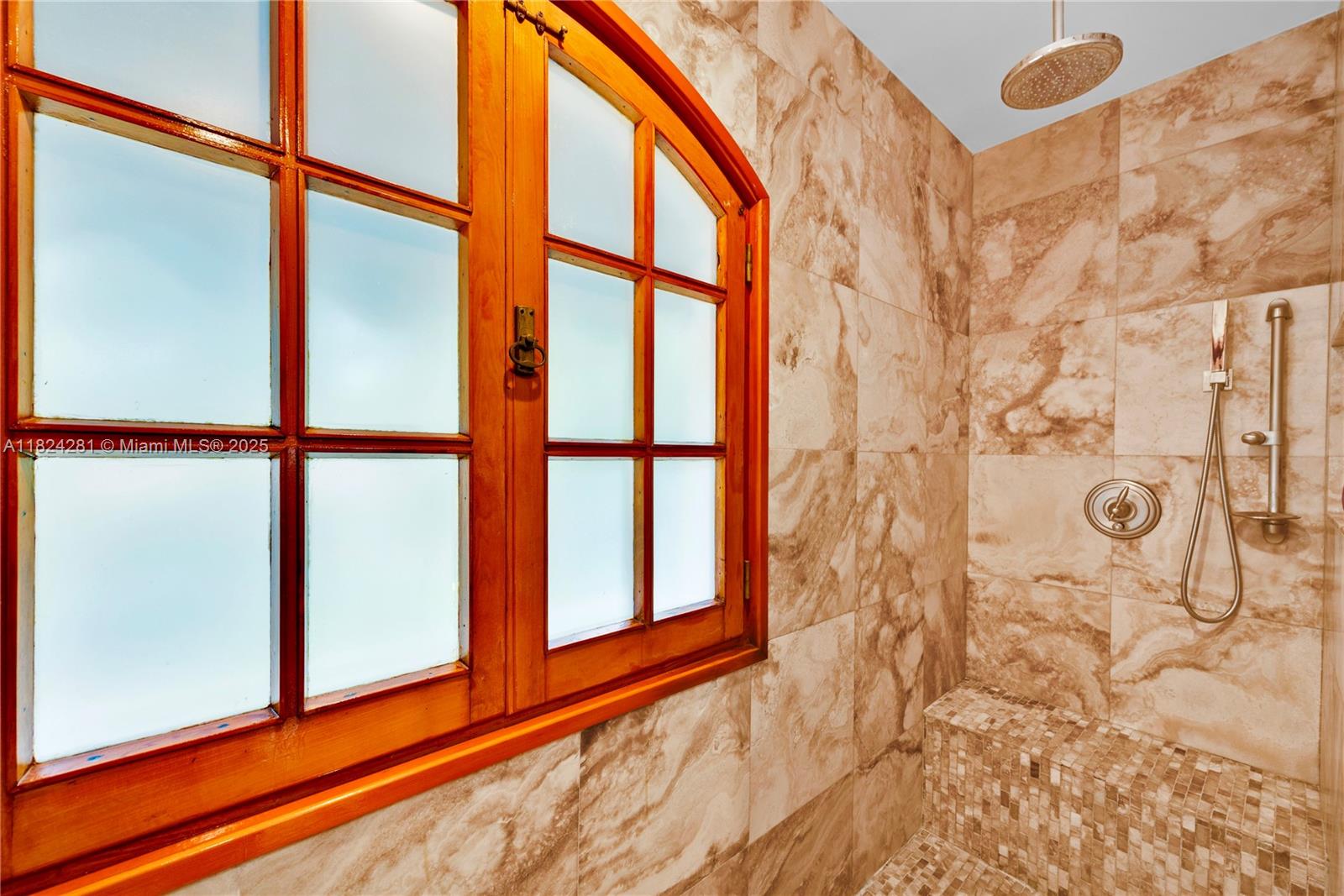 COCONUT GROVE SEC 1 CORAL - Residential