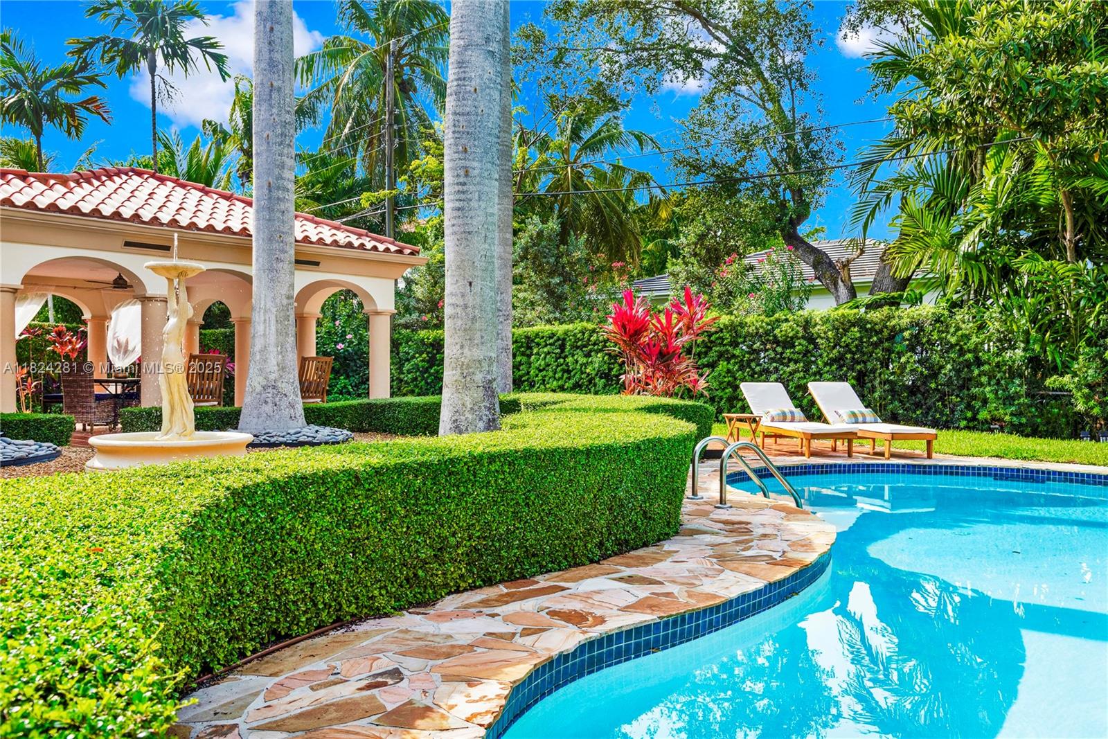 COCONUT GROVE SEC 1 CORAL - Residential