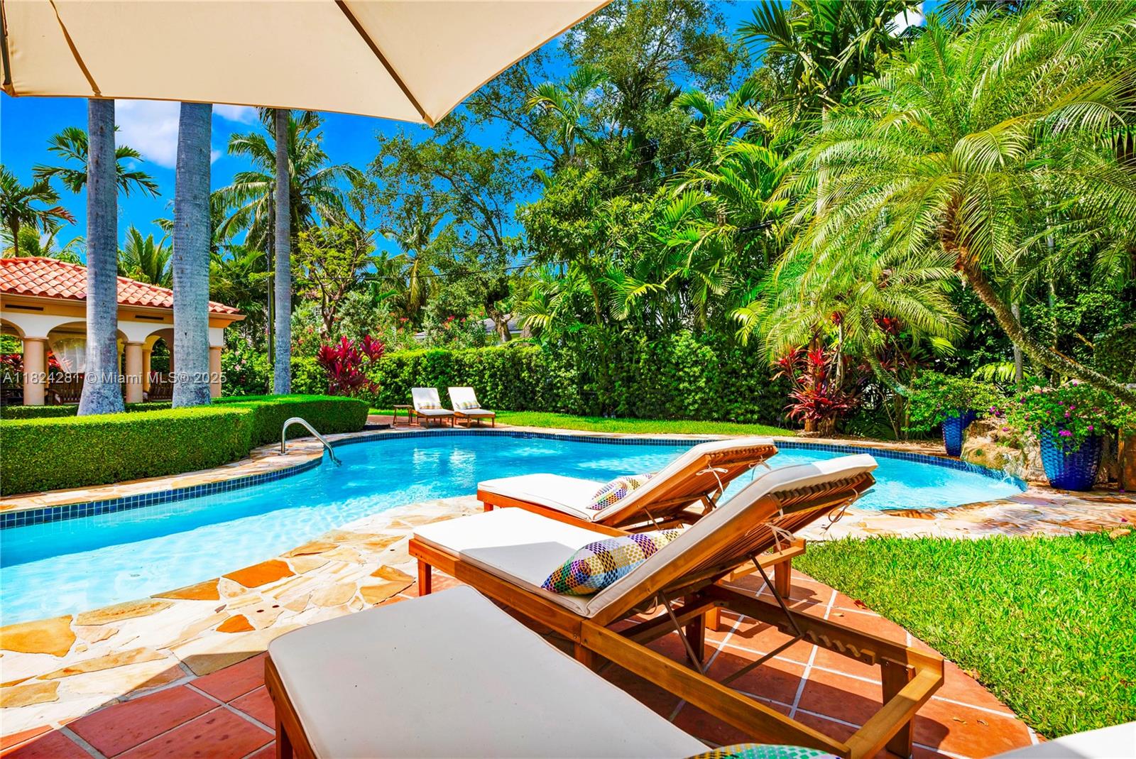 COCONUT GROVE SEC 1 CORAL - Residential