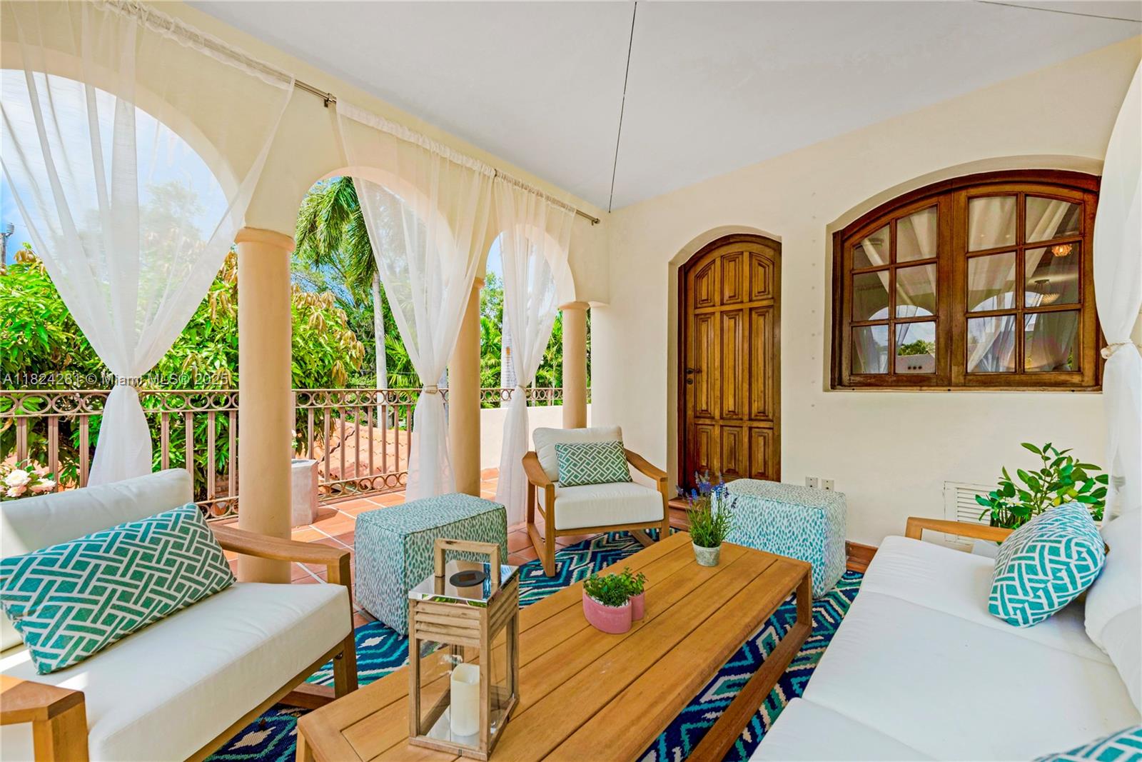 COCONUT GROVE SEC 1 CORAL - Residential