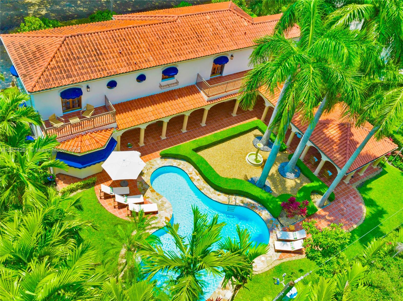 COCONUT GROVE SEC 1 CORAL - Residential