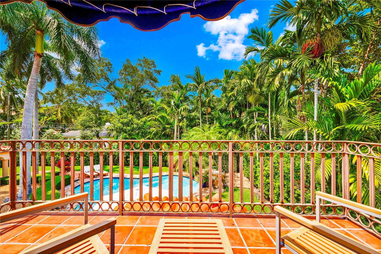 COCONUT GROVE SEC 1 CORAL - Residential