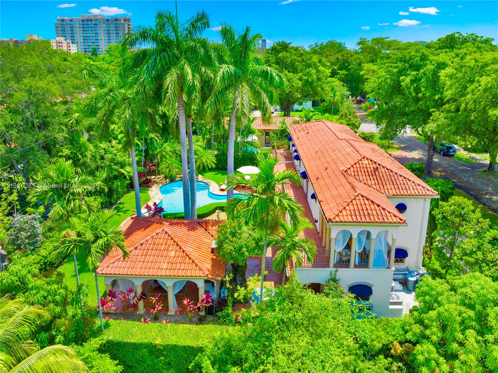 COCONUT GROVE SEC 1 CORAL - Residential