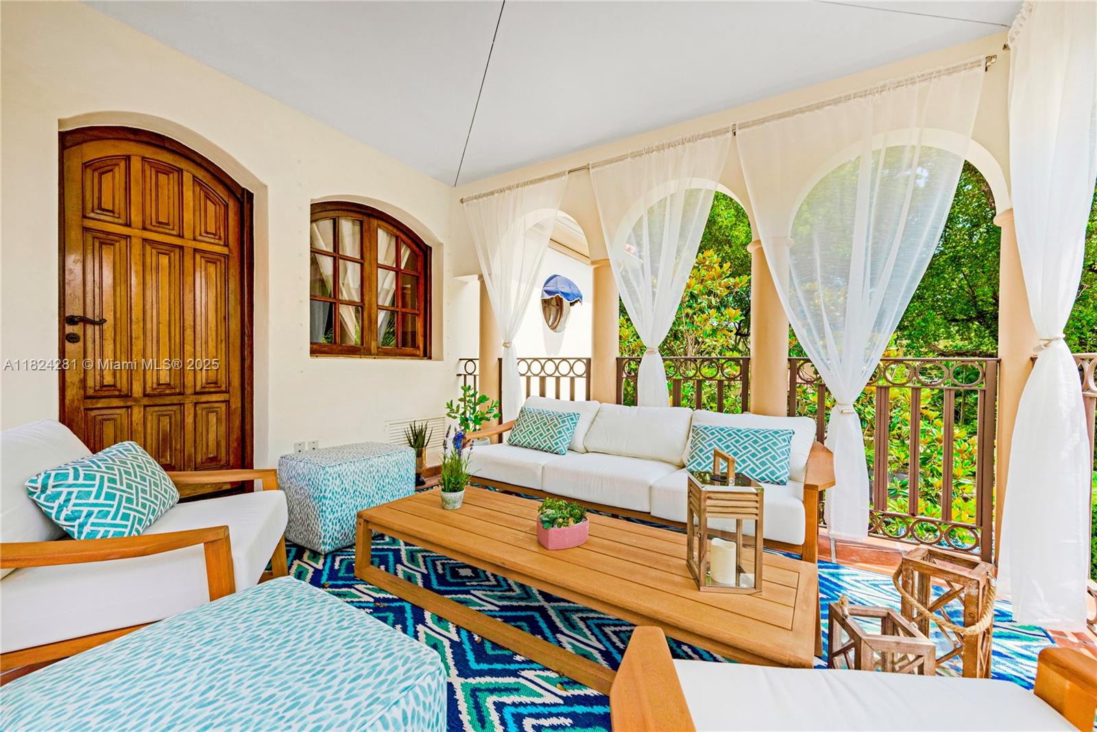 COCONUT GROVE SEC 1 CORAL - Residential