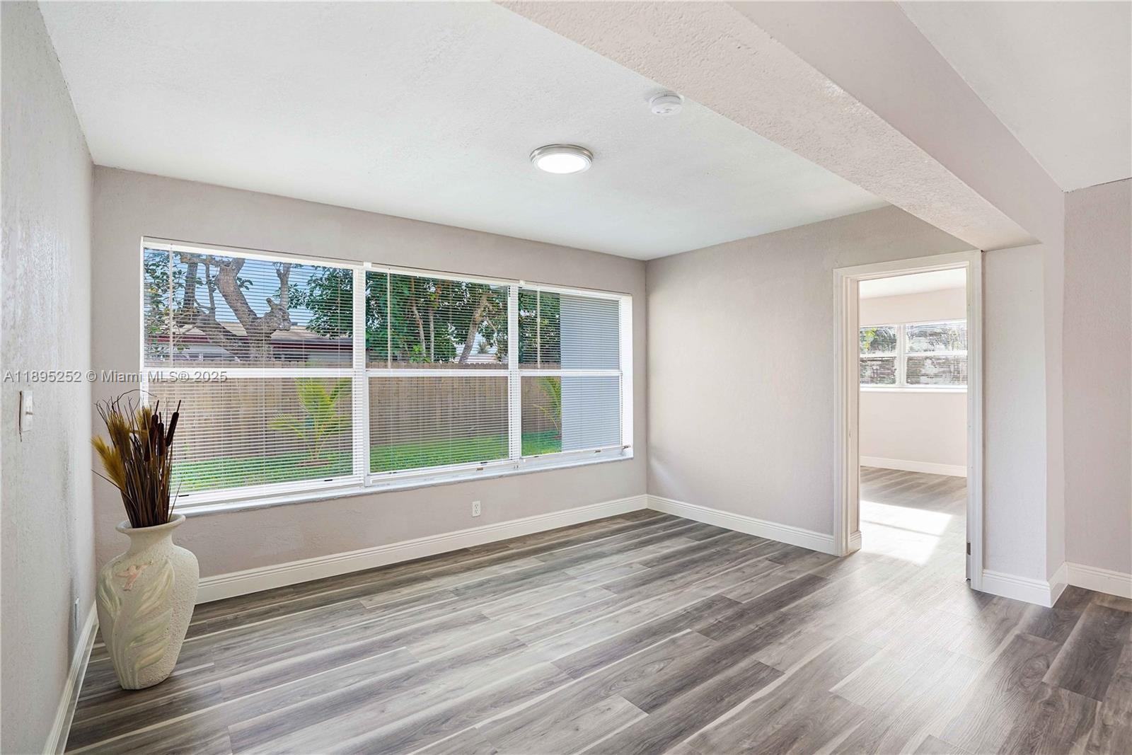 Melrose Manors - Residential