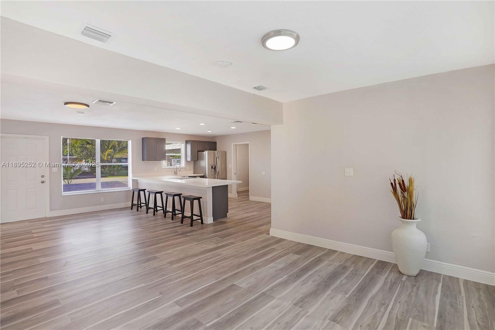 Melrose Manors - Residential