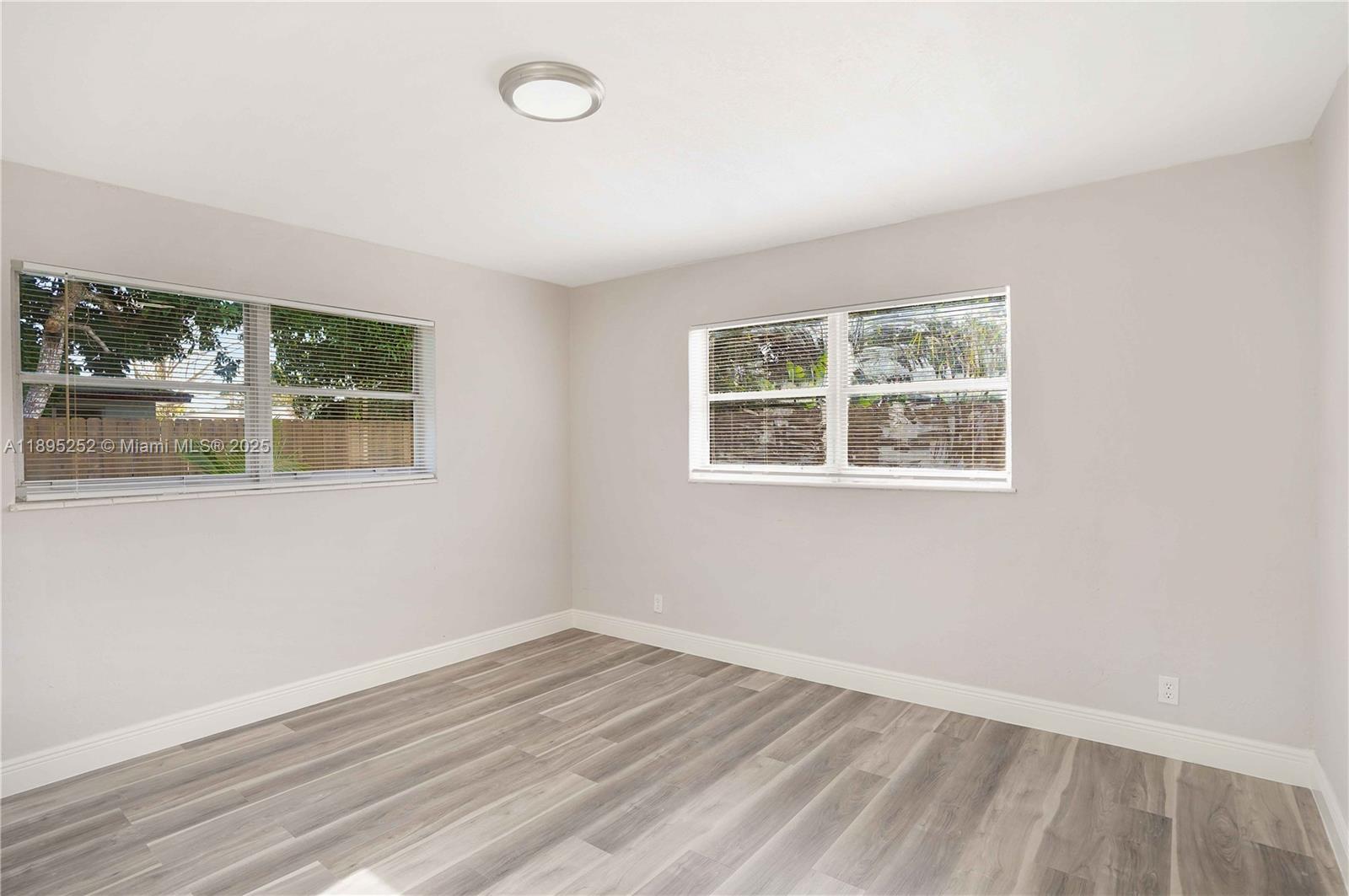 Melrose Manors - Residential