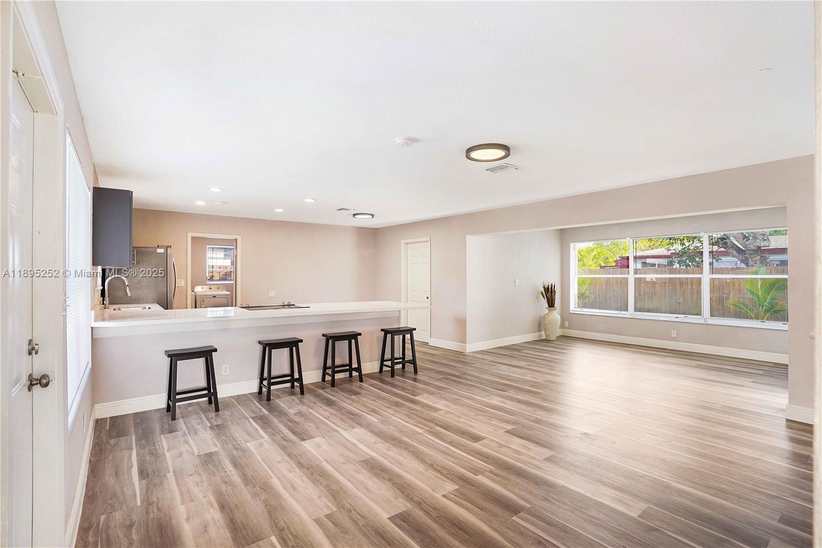 Melrose Manors - Residential