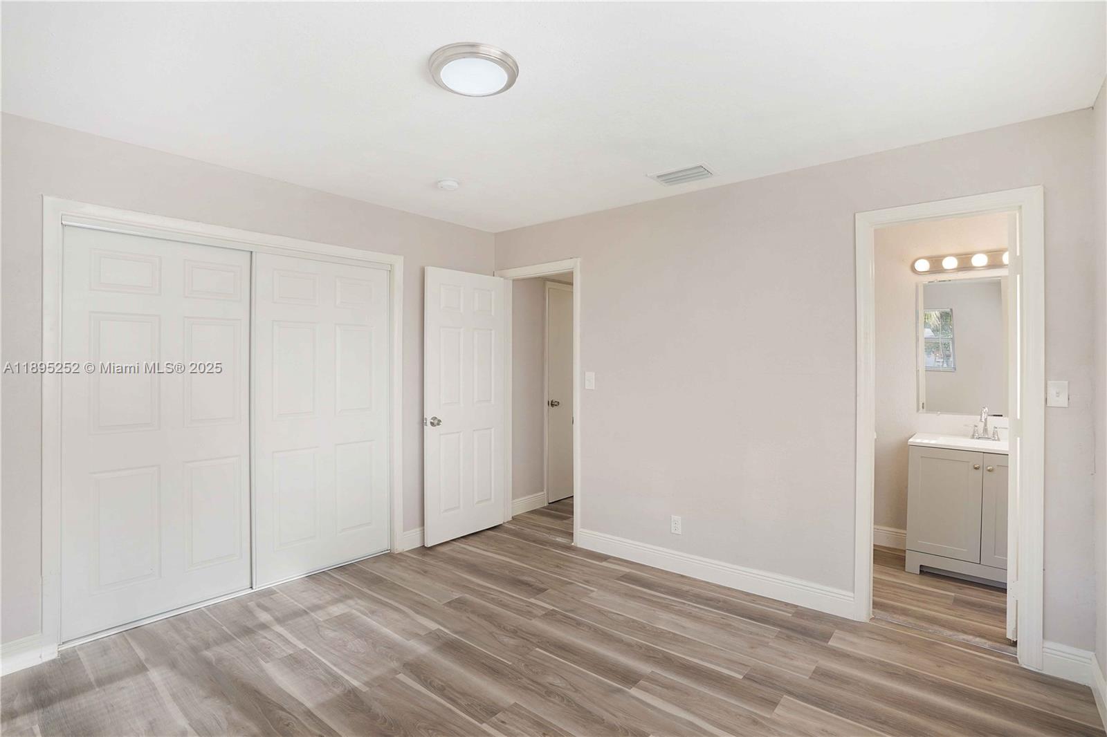 Melrose Manors - Residential