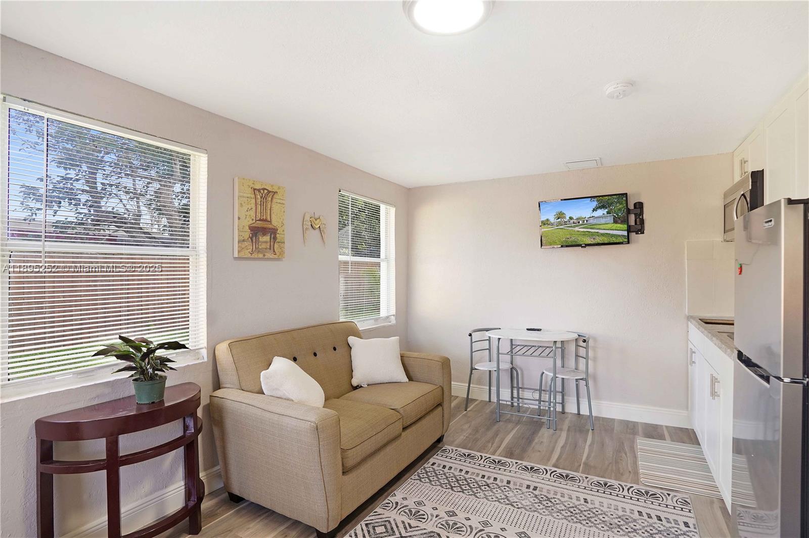 Melrose Manors - Residential