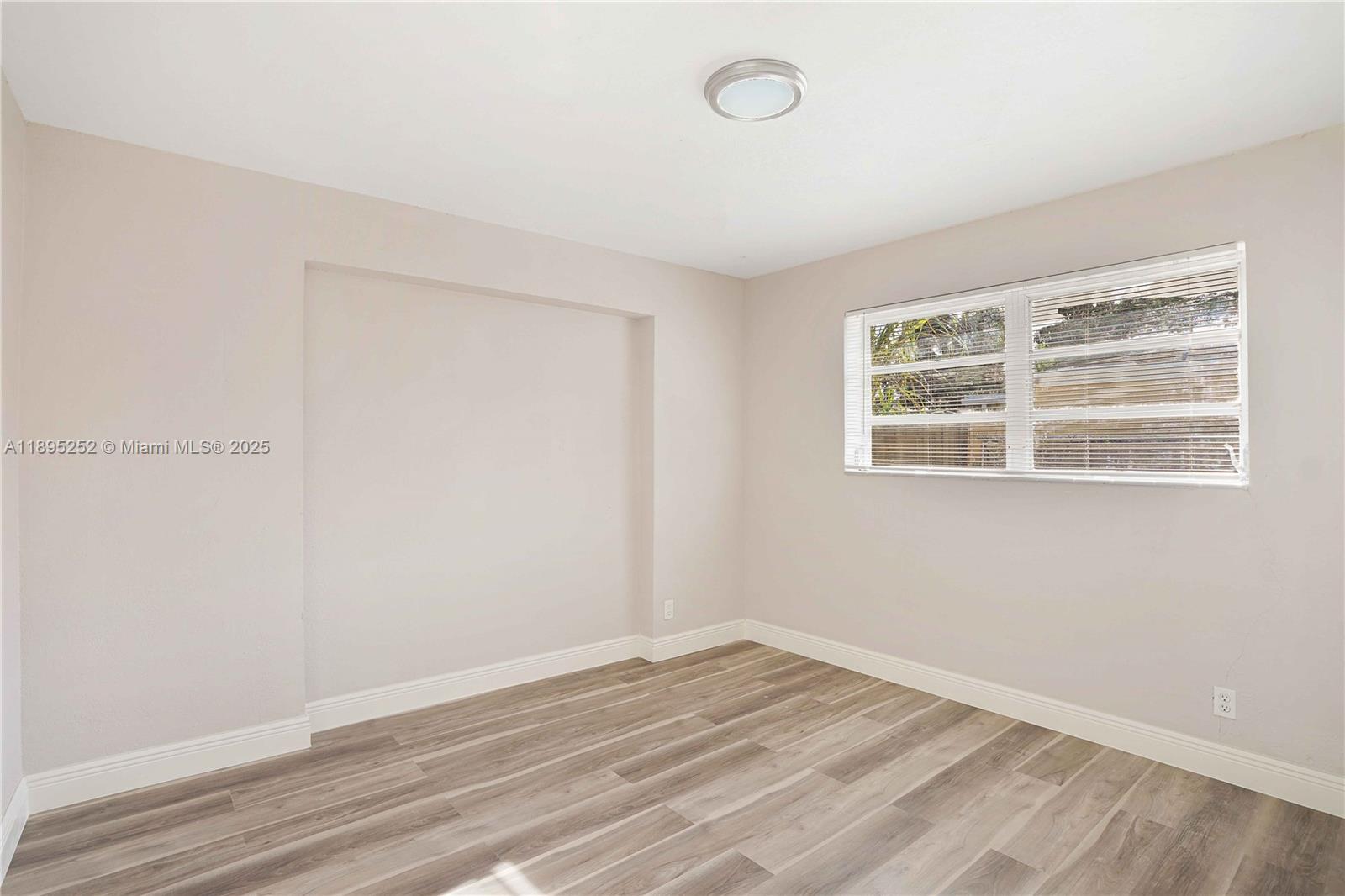 Melrose Manors - Residential