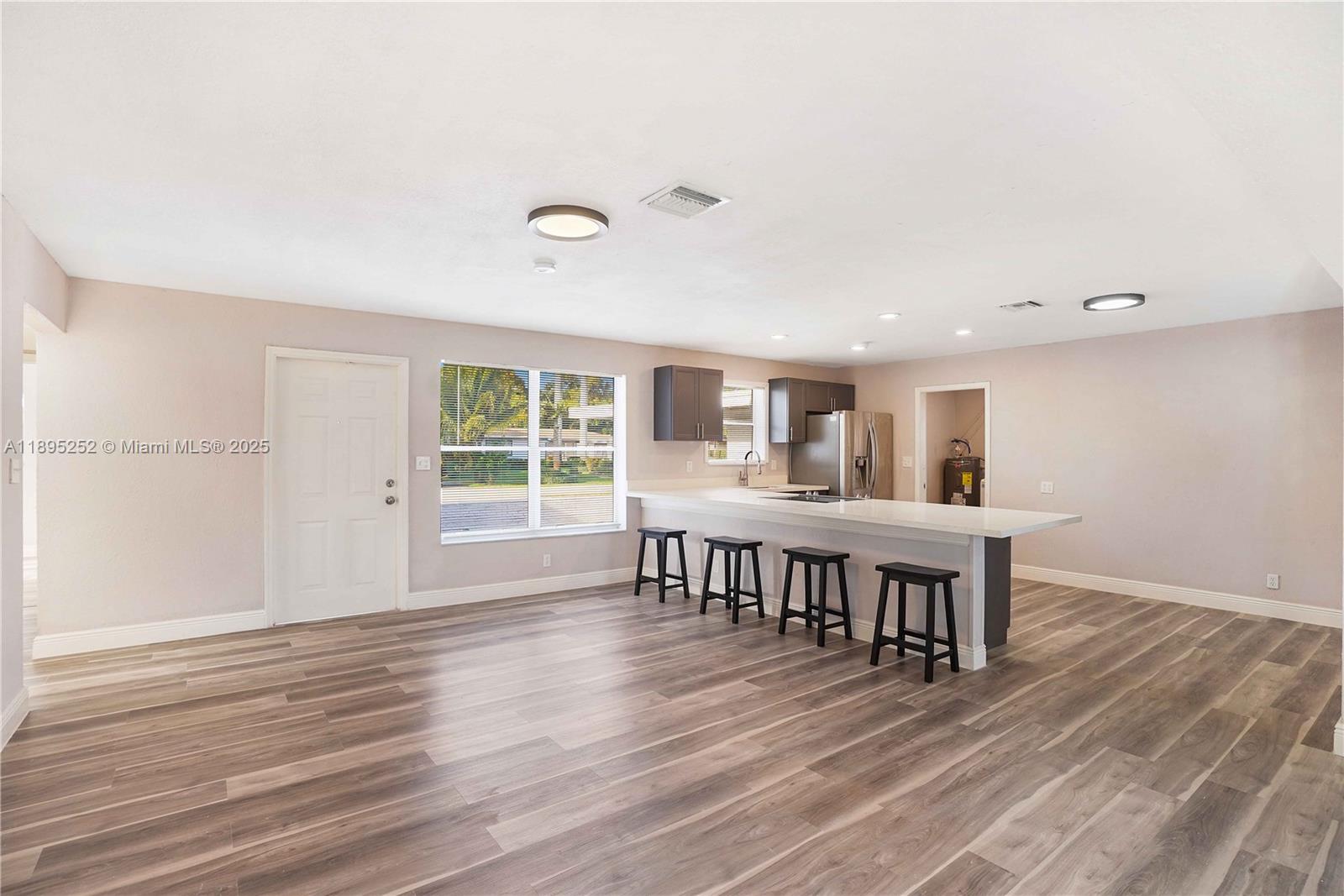 Melrose Manors - Residential