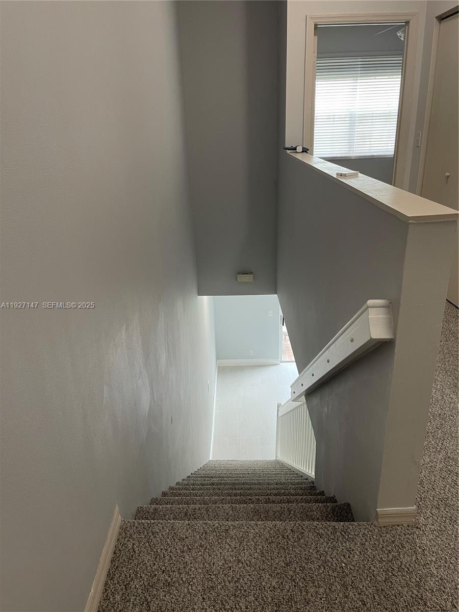 SECTORS 3 & 4 BOUNDARY PL - Residential Lease