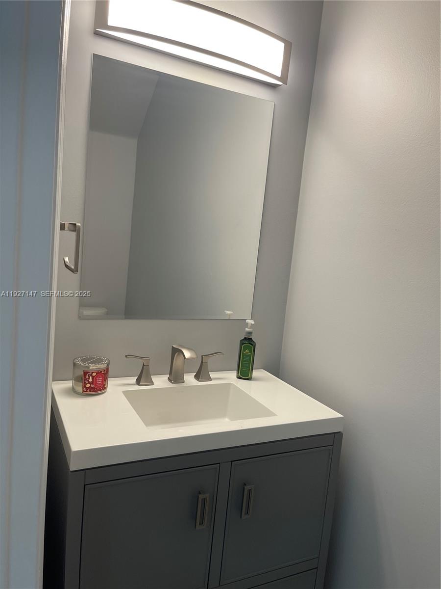 SECTORS 3 & 4 BOUNDARY PL - Residential Lease