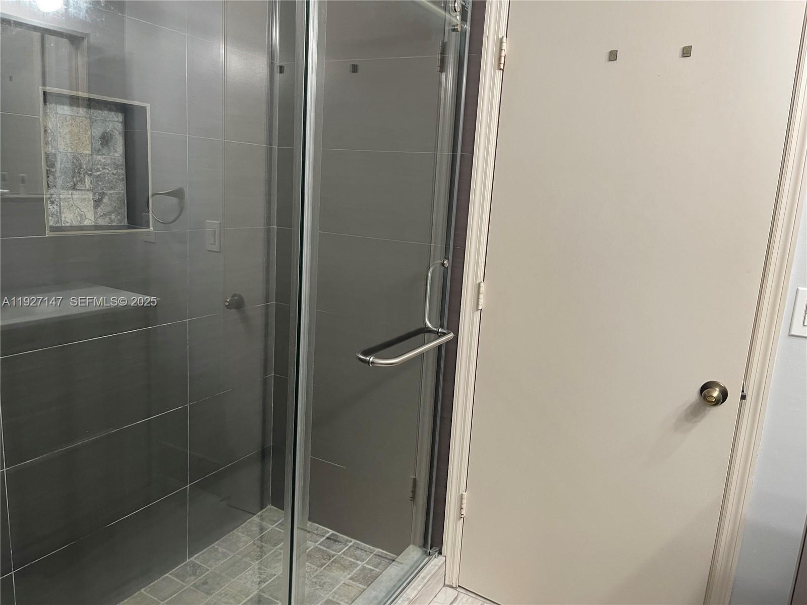 SECTORS 3 & 4 BOUNDARY PL - Residential Lease