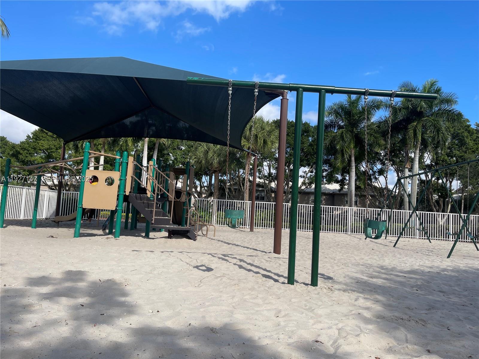 SECTORS 3 & 4 BOUNDARY PL - Residential Lease