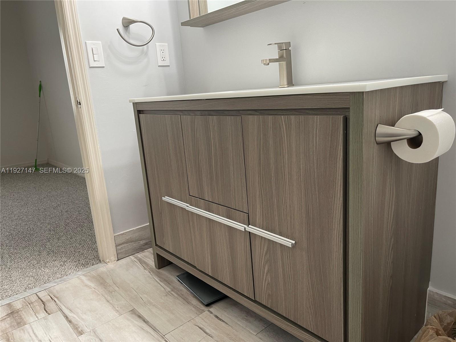 SECTORS 3 & 4 BOUNDARY PL - Residential Lease