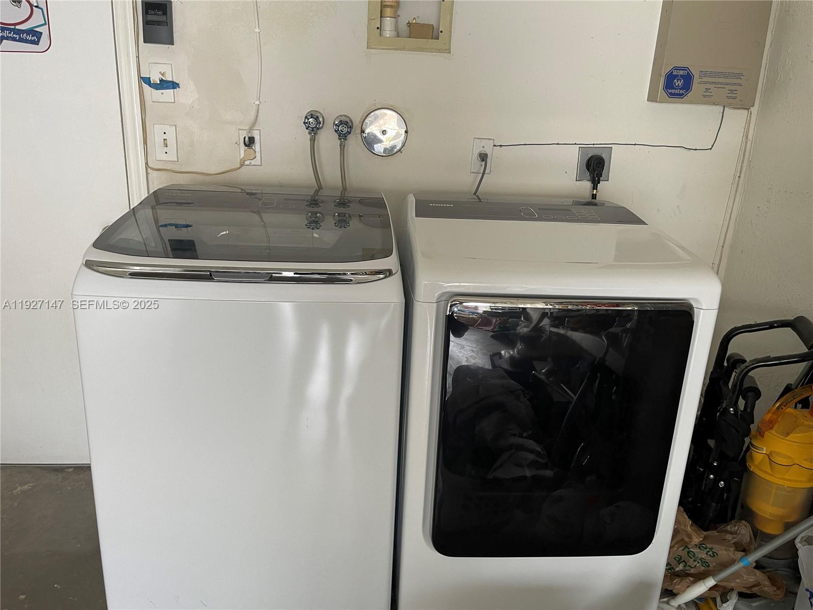 SECTORS 3 & 4 BOUNDARY PL - Residential Lease