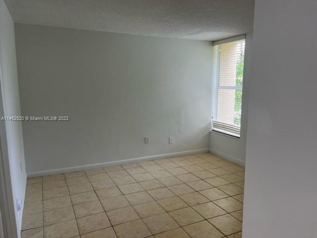 VILLAS AT CUTLER RIDGE - Residential Lease