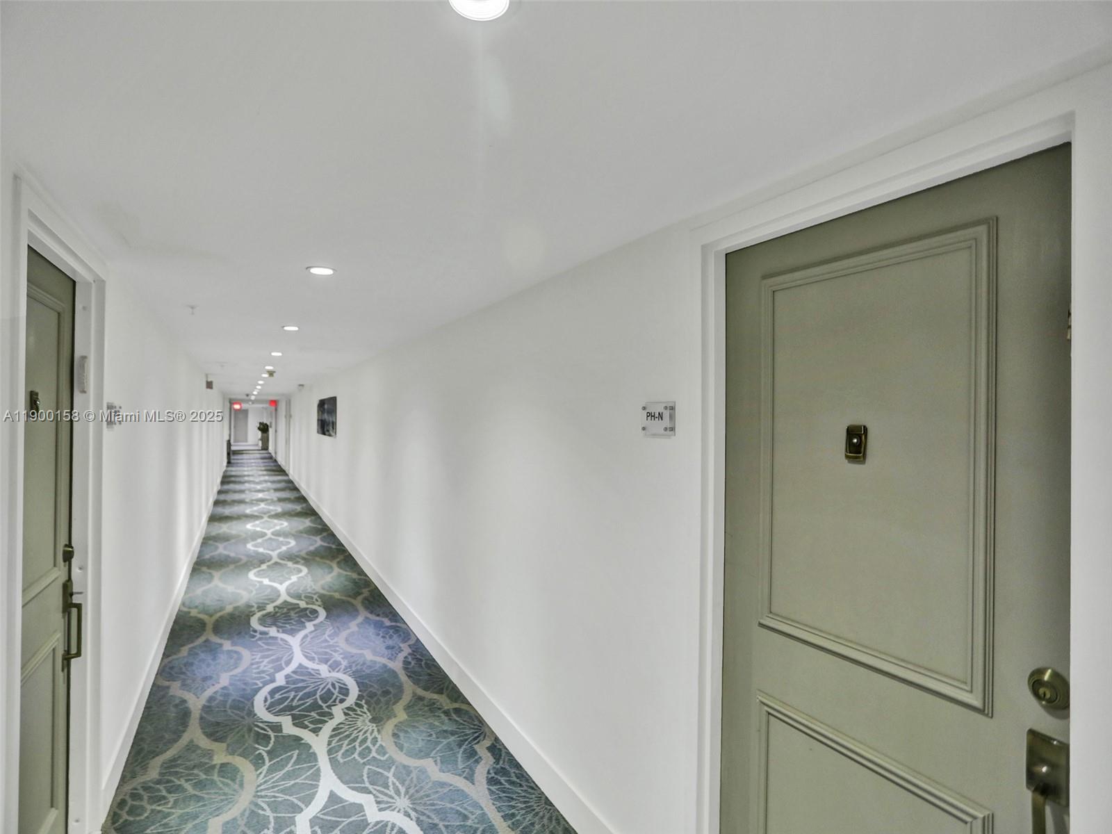 ISLAND POINTE CONDO - Residential Lease