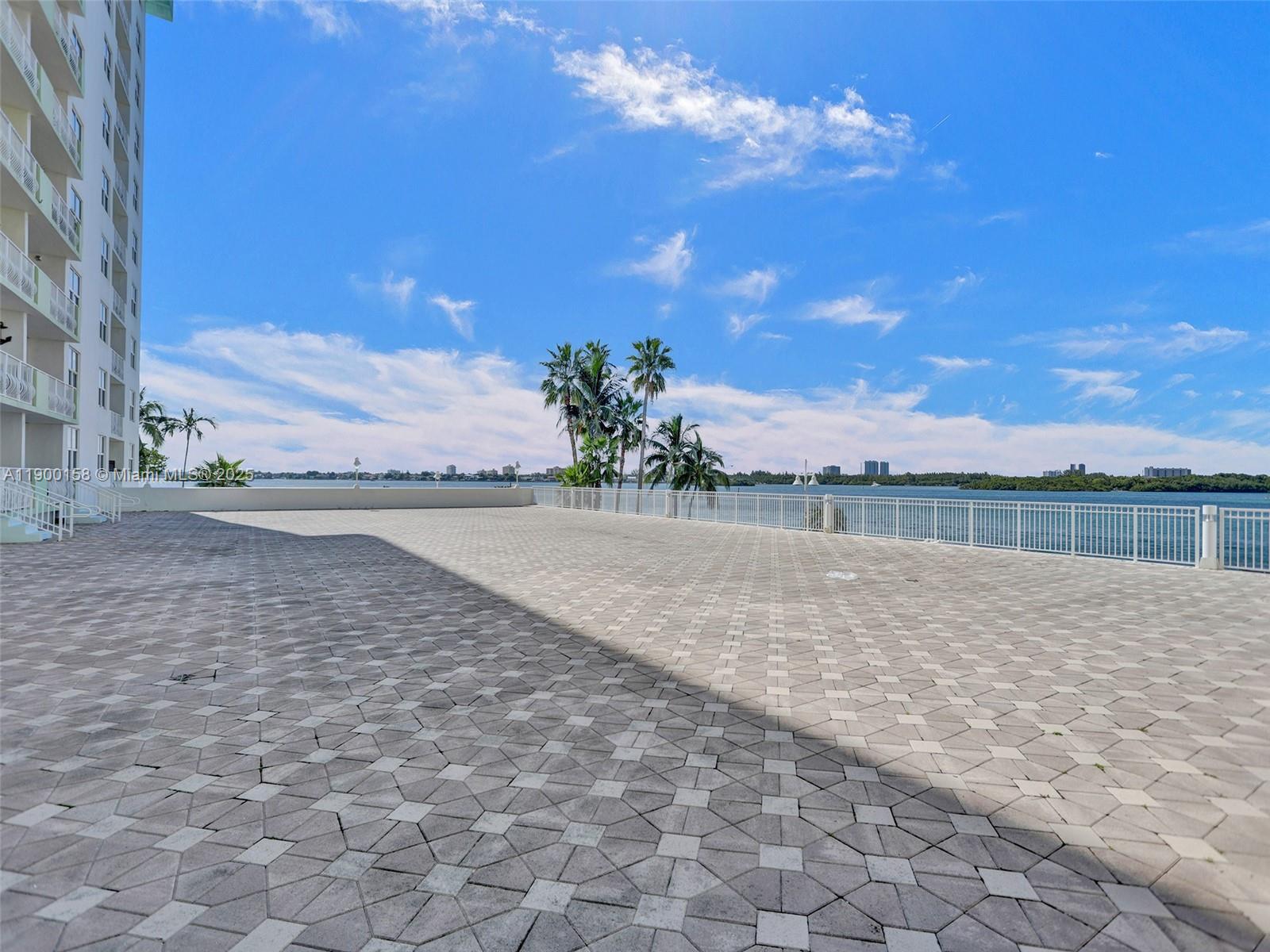 ISLAND POINTE CONDO - Residential Lease