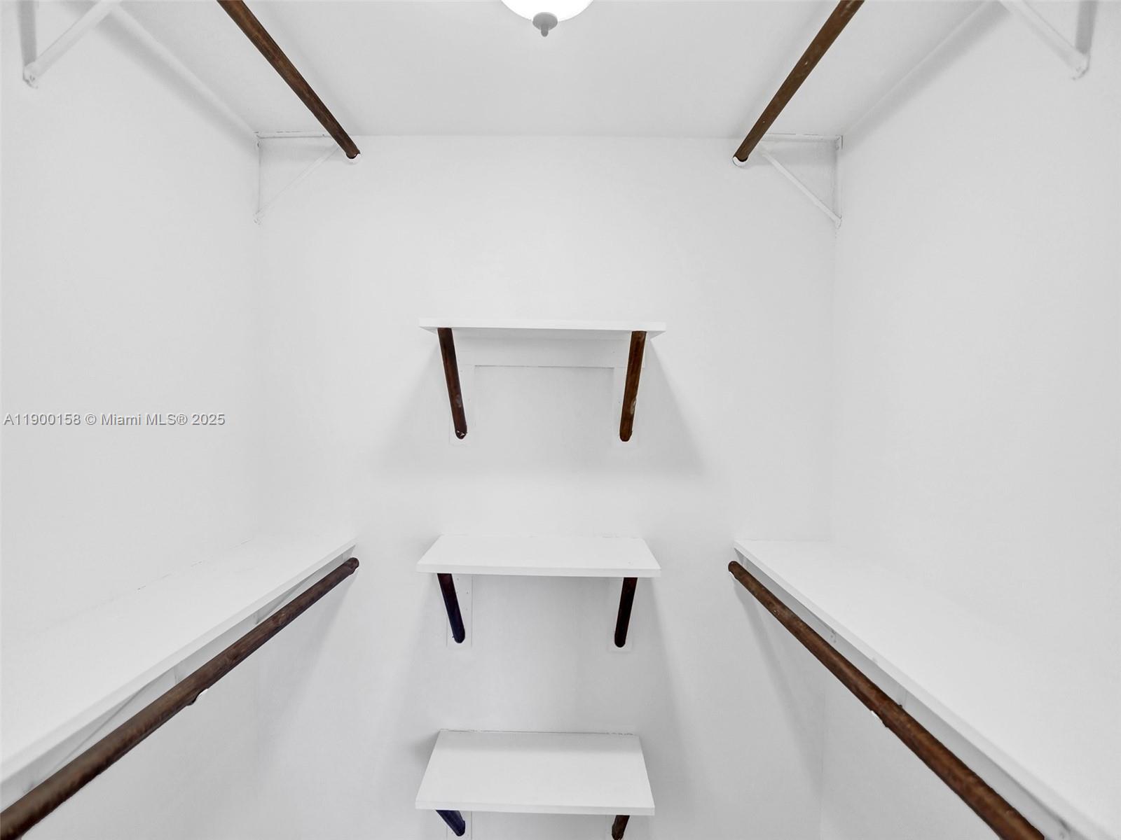 ISLAND POINTE CONDO - Residential Lease