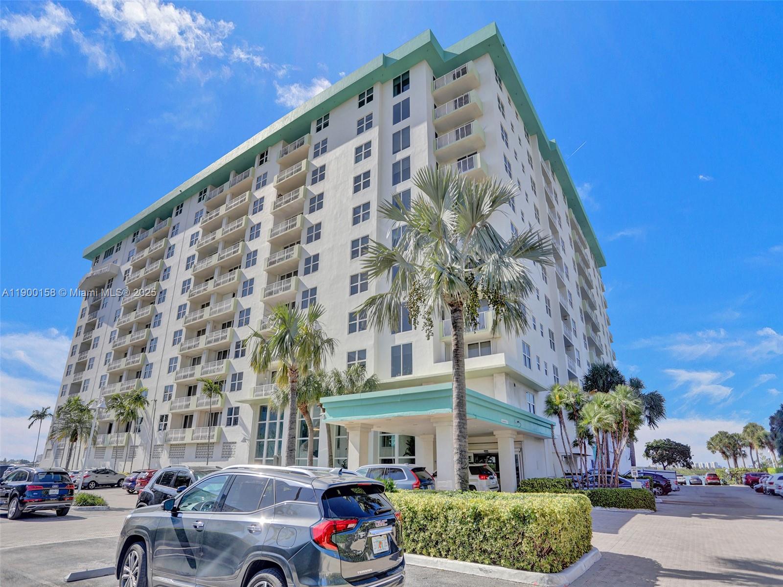 ISLAND POINTE CONDO - Residential Lease