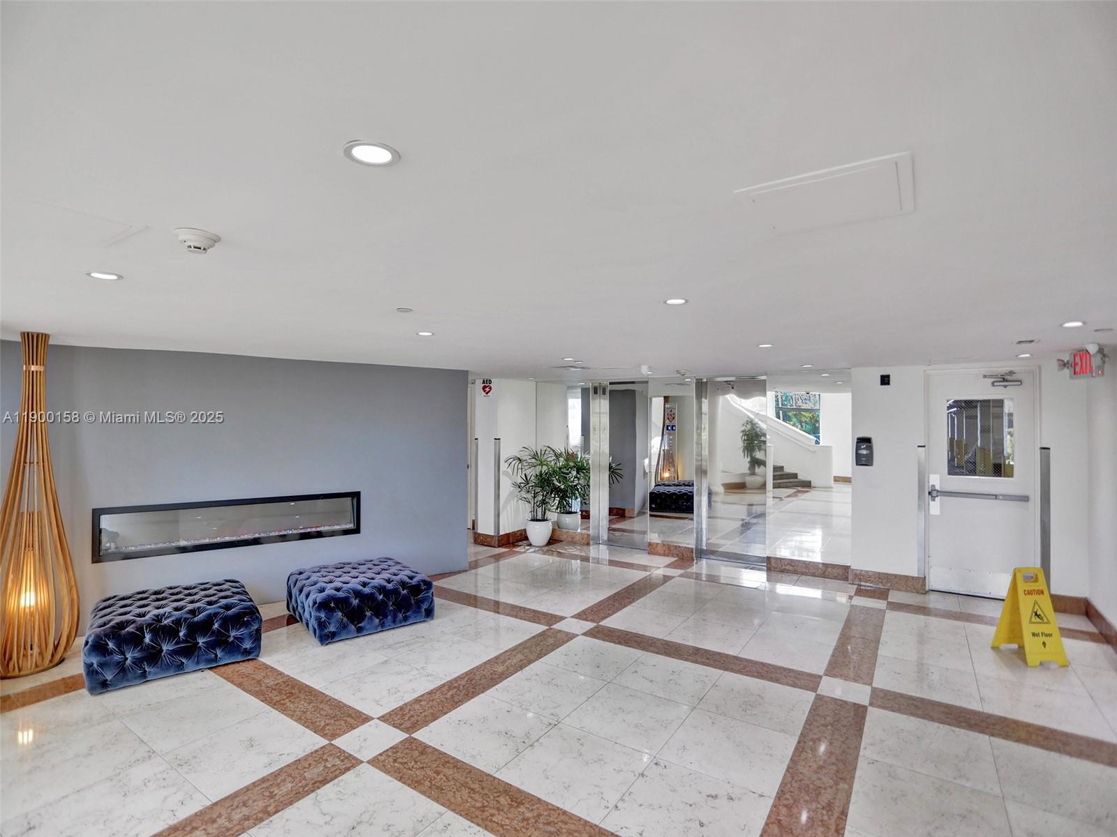 ISLAND POINTE CONDO - Residential Lease