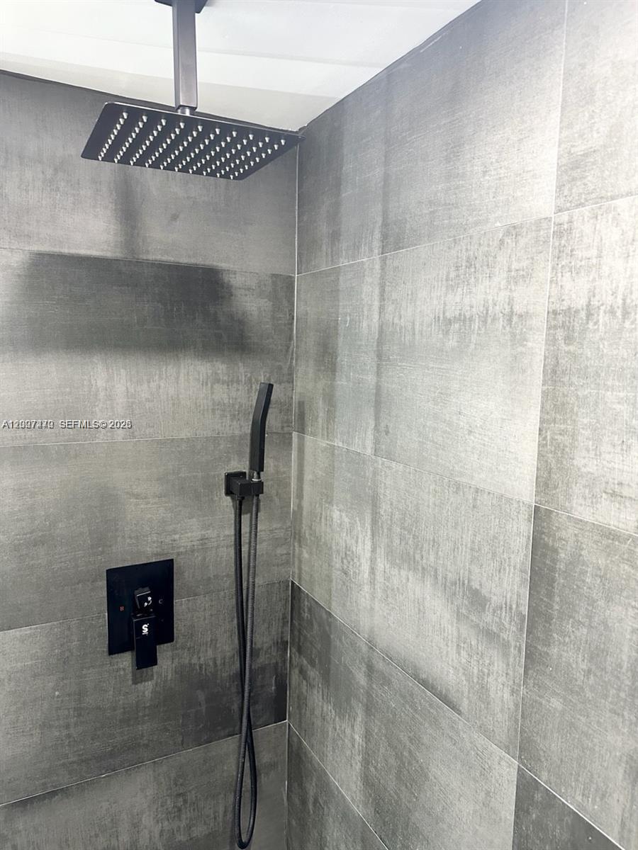 DORAL GARDENS CONDO - Residential