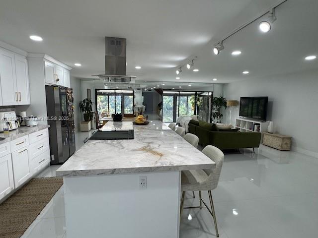 TRELLISES 2 CONDO - Residential Lease