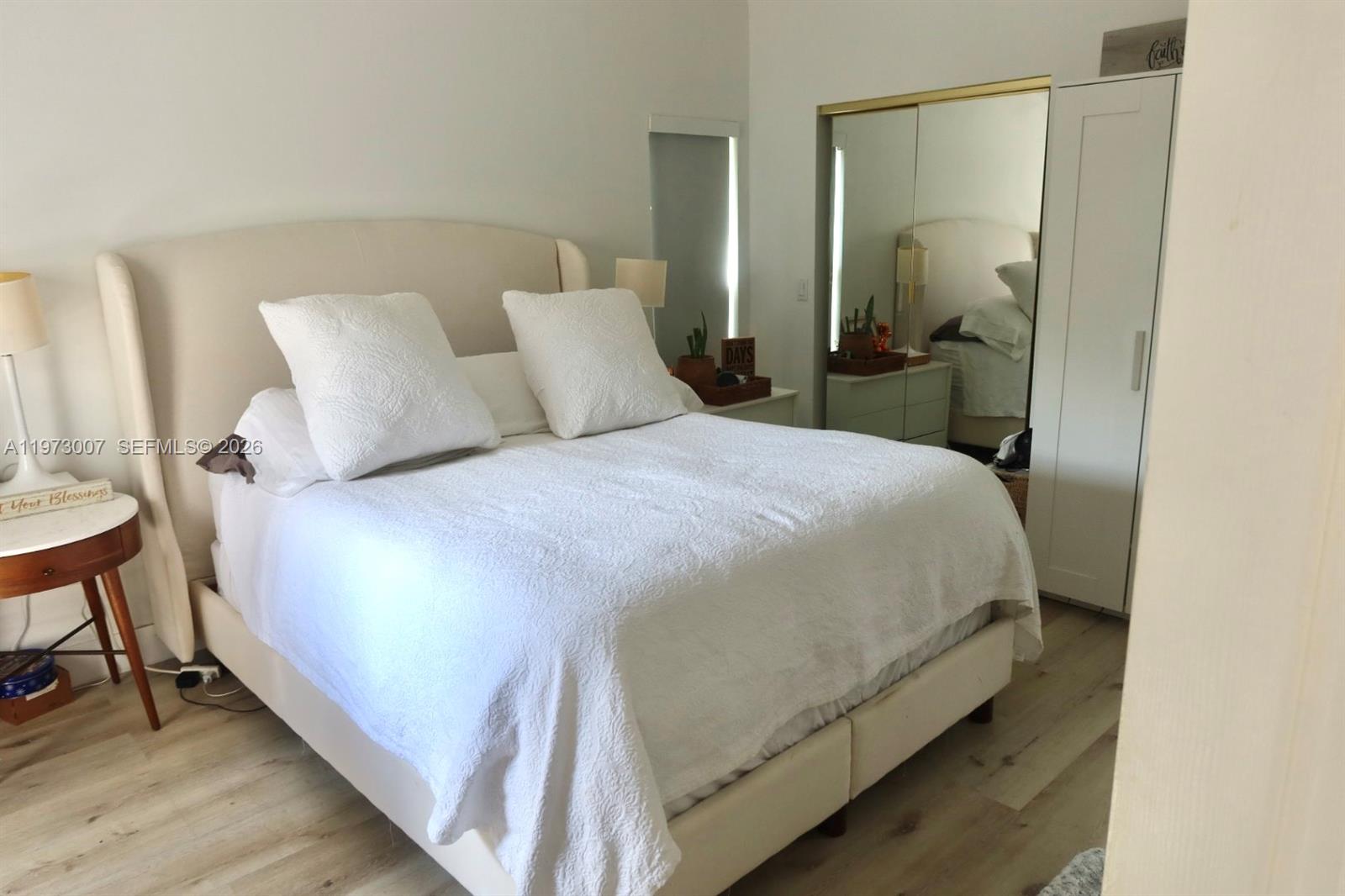 DORAL ISLES CAYMAN - Residential