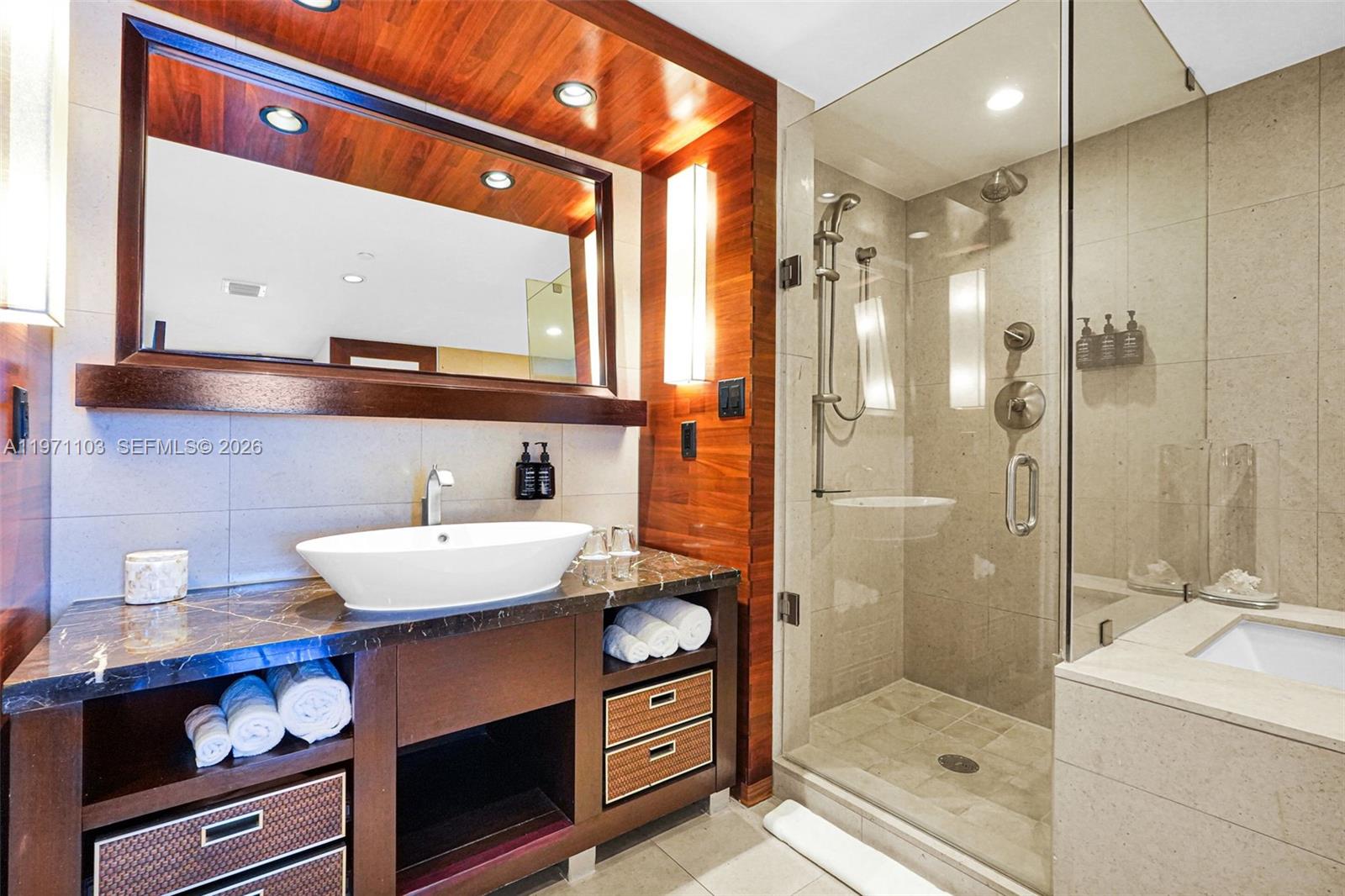 CENTRAL CARILLON BEACH CO - Residential