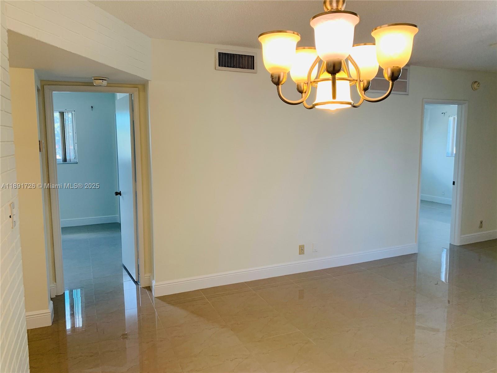 BARCELONA CONDO NORTH BLD - Residential Lease