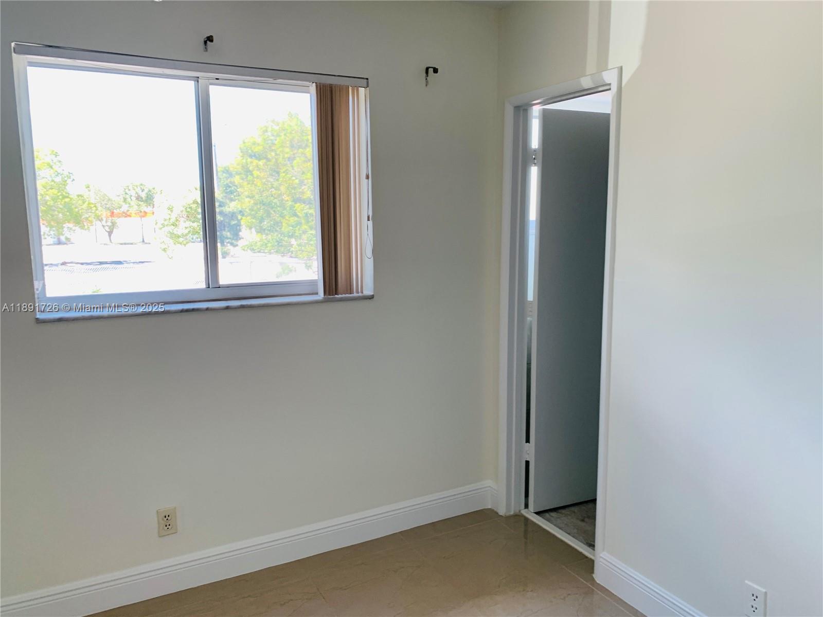 BARCELONA CONDO NORTH BLD - Residential Lease