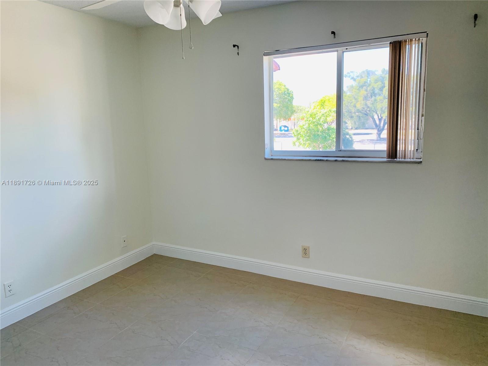 BARCELONA CONDO NORTH BLD - Residential Lease