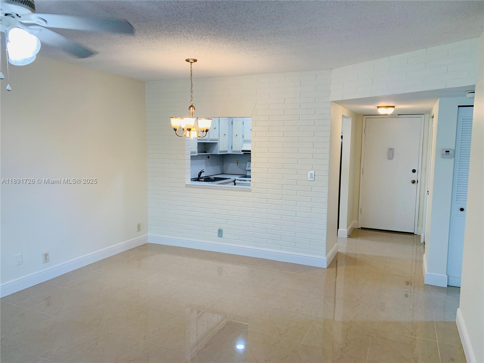 BARCELONA CONDO NORTH BLD - Residential Lease
