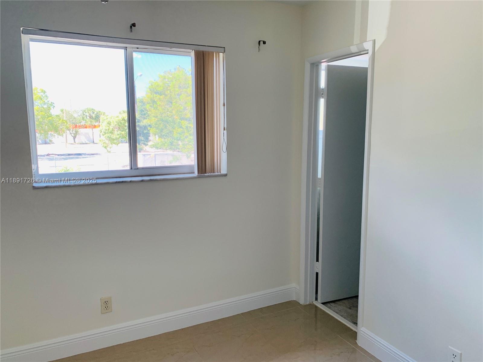BARCELONA CONDO NORTH BLD - Residential Lease